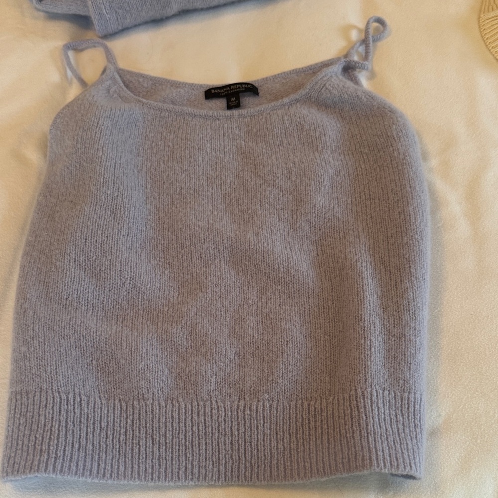 Banana Republic cashmere sweater